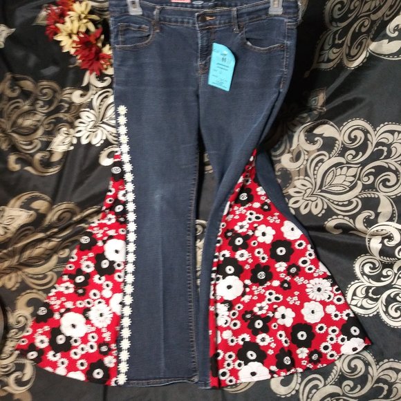 Levi's, jeaniemade Denim - 611 jeaniemade Size 12 Levi's Bell-Bottoms